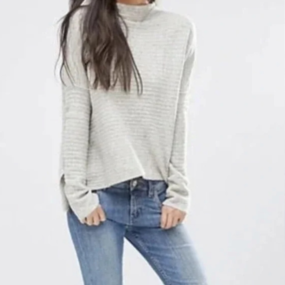 Free People Arctic Fox Oatmeal Heather Wool Blend Sweater Size Small Petite